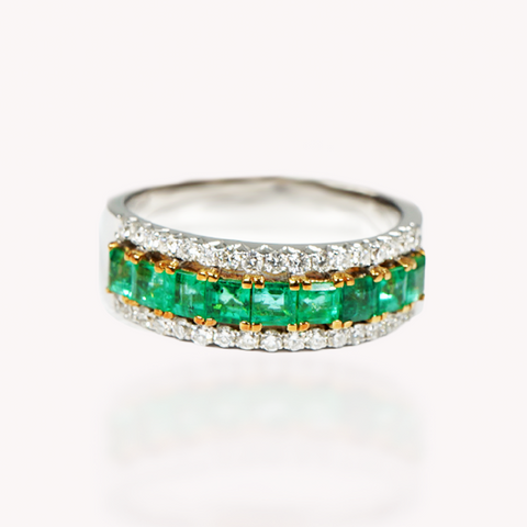 Emerald Diamonds Ring