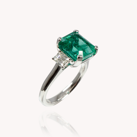 Emerald Diamond Ring